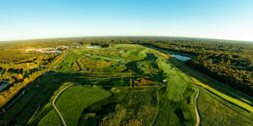 McCulloughs Emerald Golf Links