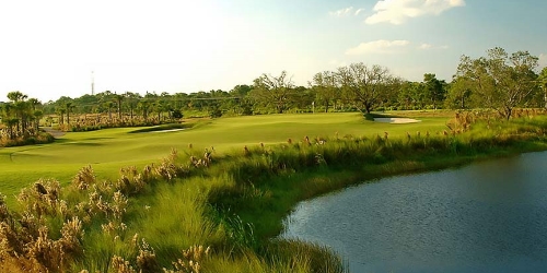 River Hall Country Club