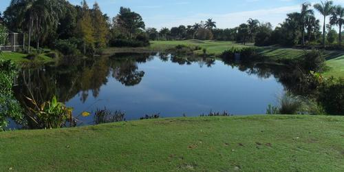 Palm Cove Golf & Yacht Club