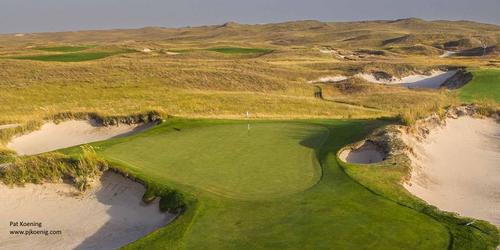 Sand Hills Golf Club
