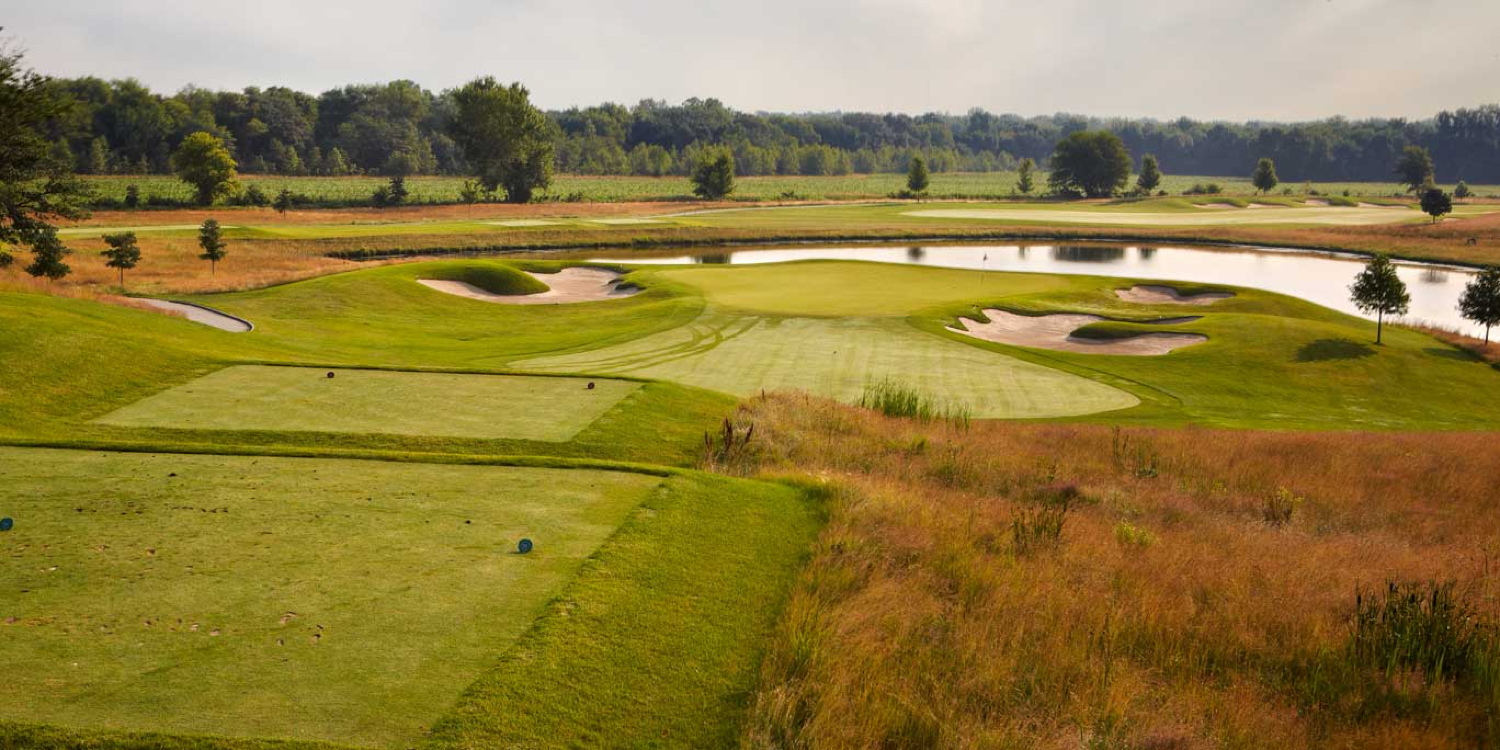 Blue Top Ridge at Riverside Casino