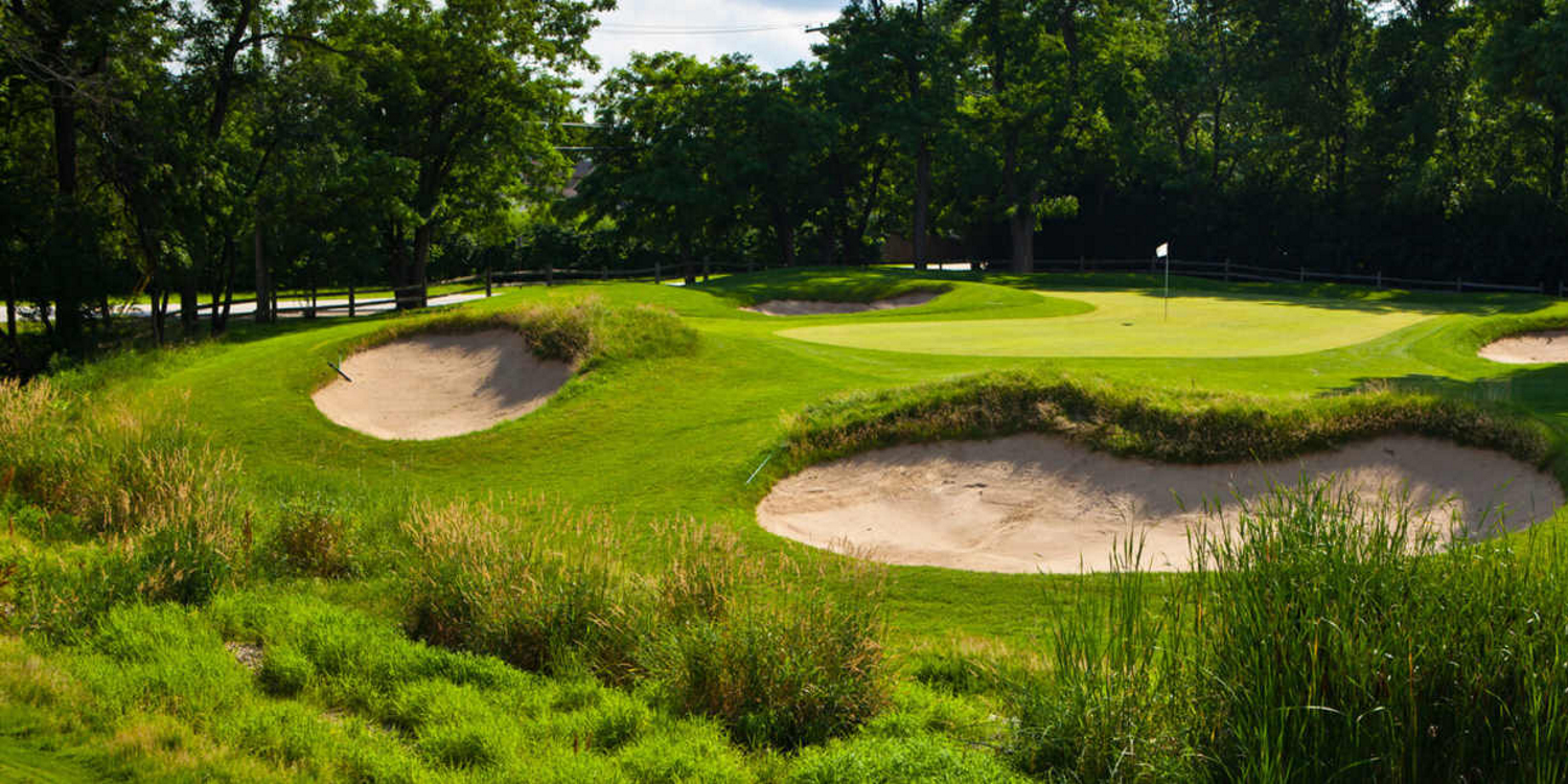 Eaglewood Resort & Spa