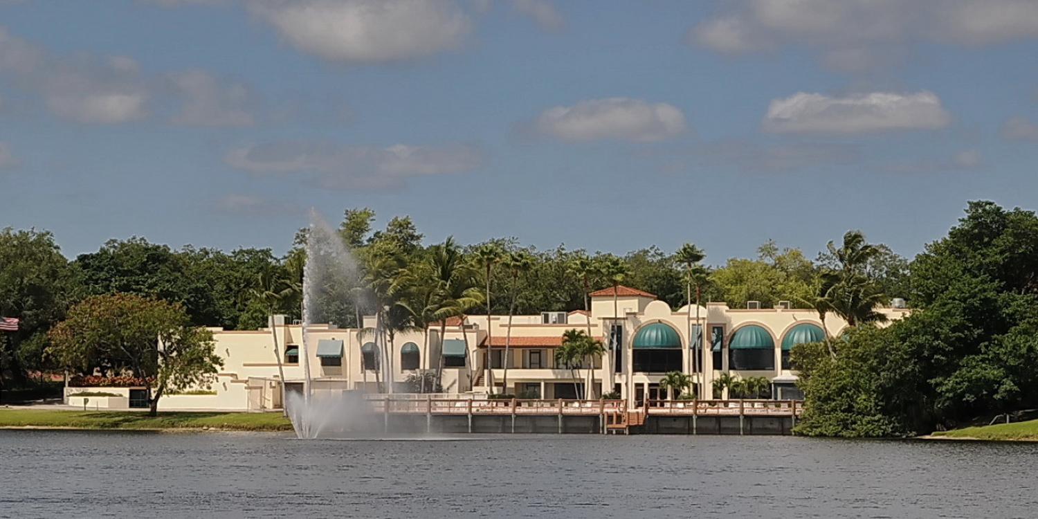 Pine Island Ridge Country Club