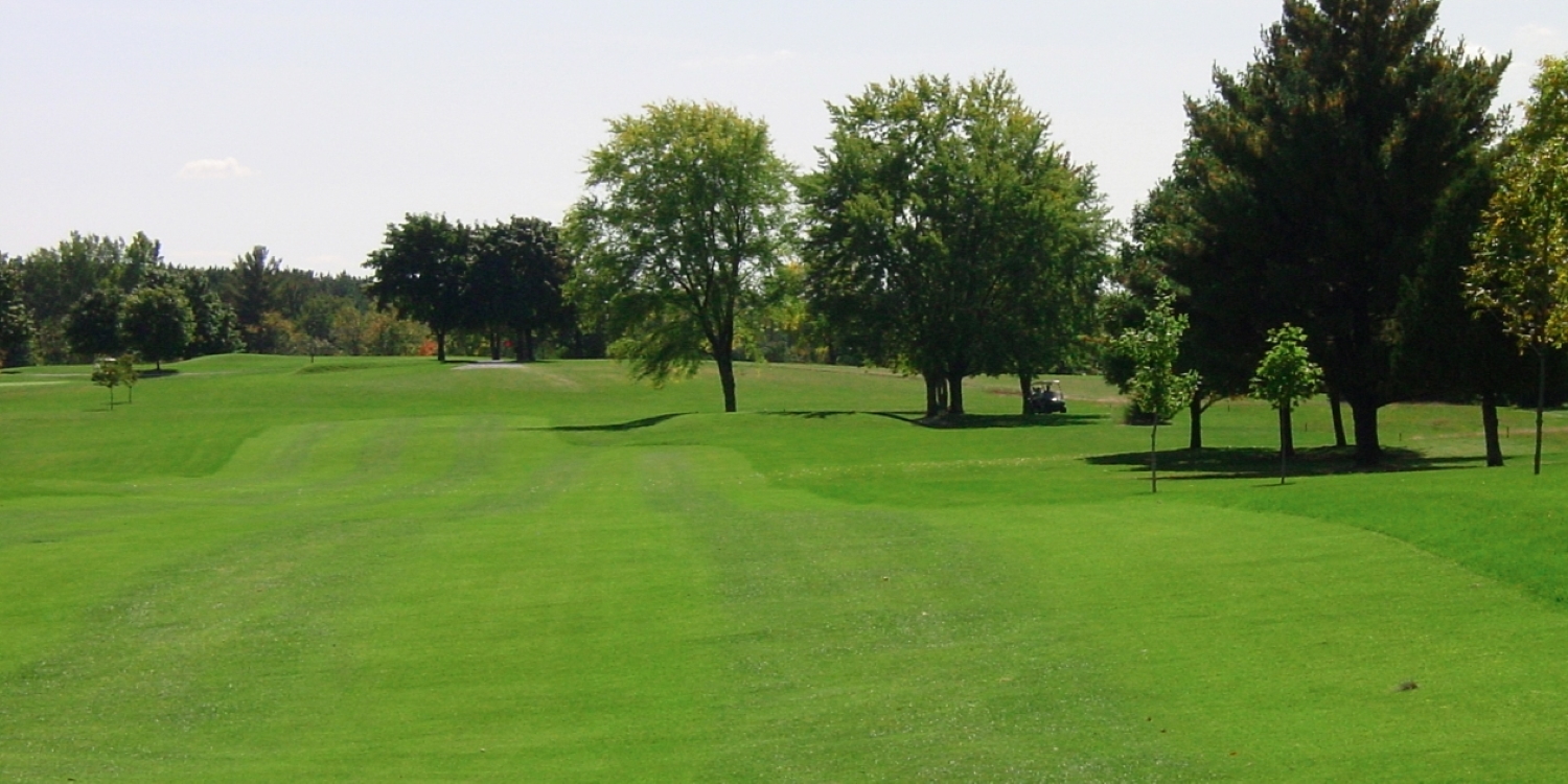 Shamrock Heights Golf Course Golf in New London, Wisconsin