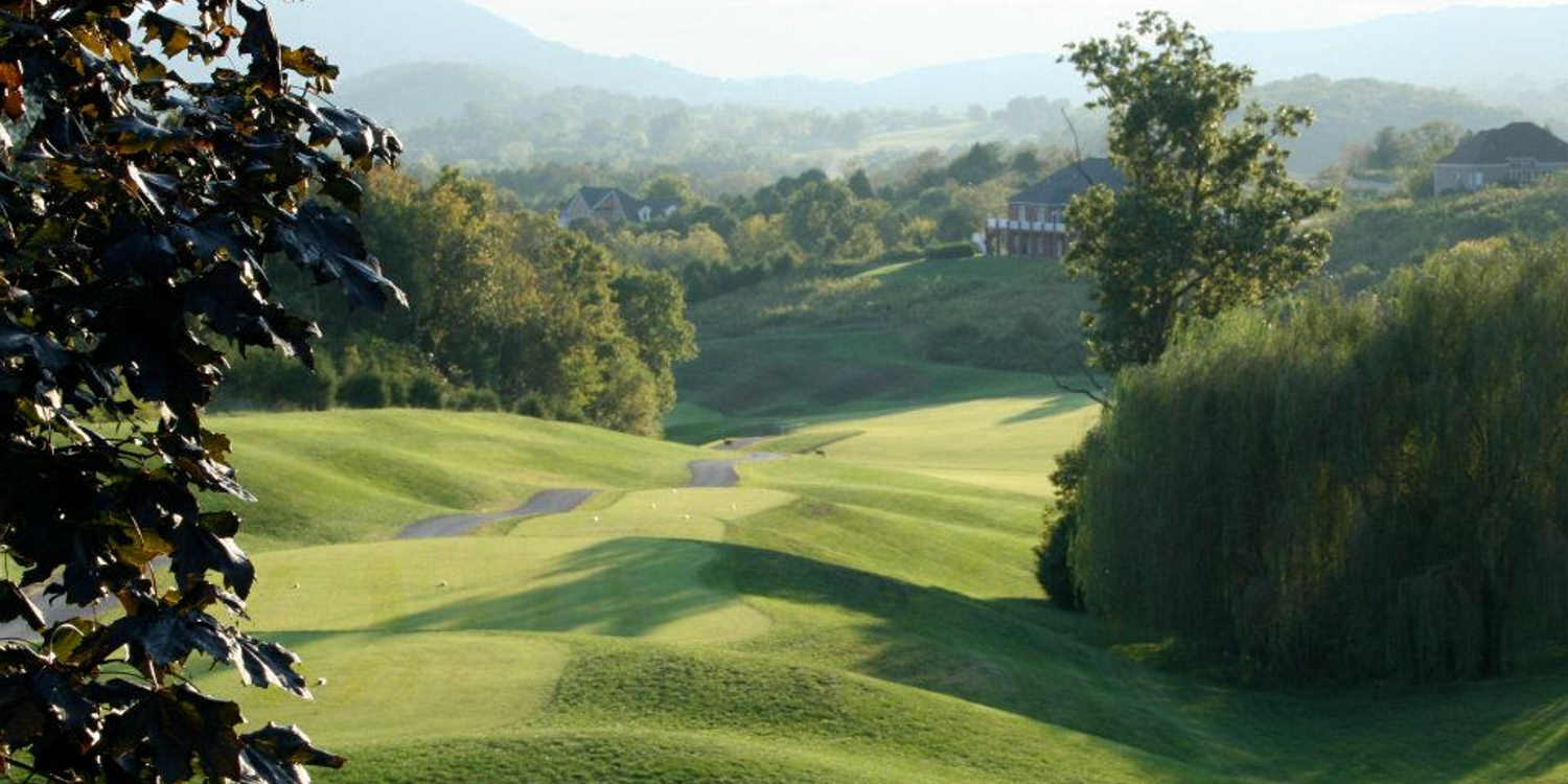 Woodlake Lodge, Golf and Country Club